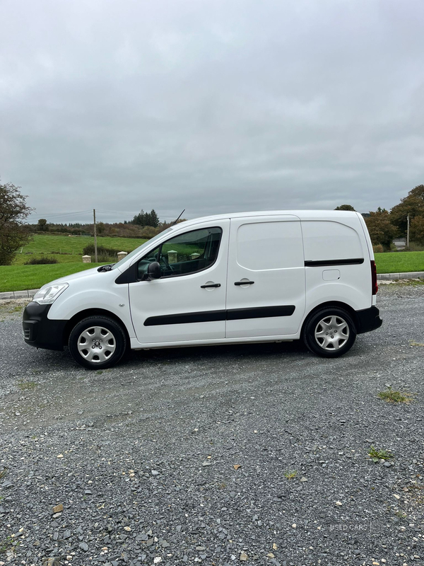 Peugeot Partner L1 DIESEL in Down