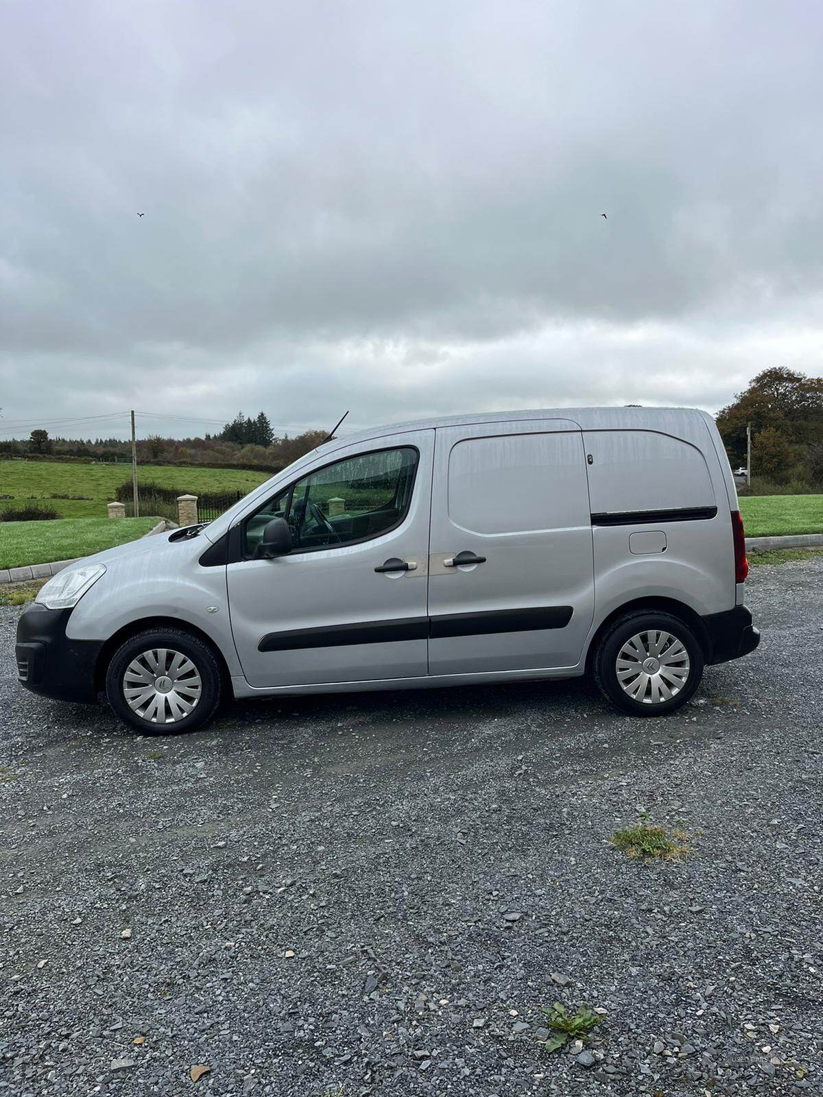 Citroen Berlingo L1 DIESEL in Down