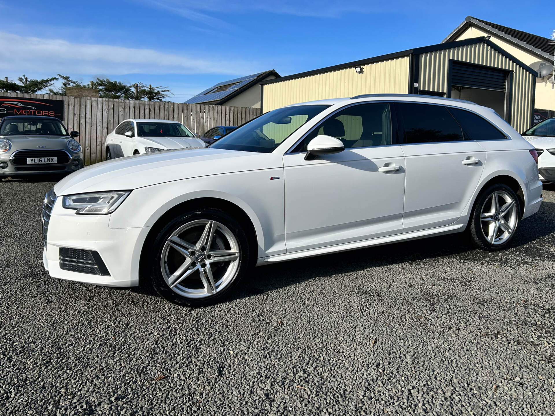 Audi A4 DIESEL AVANT in Antrim