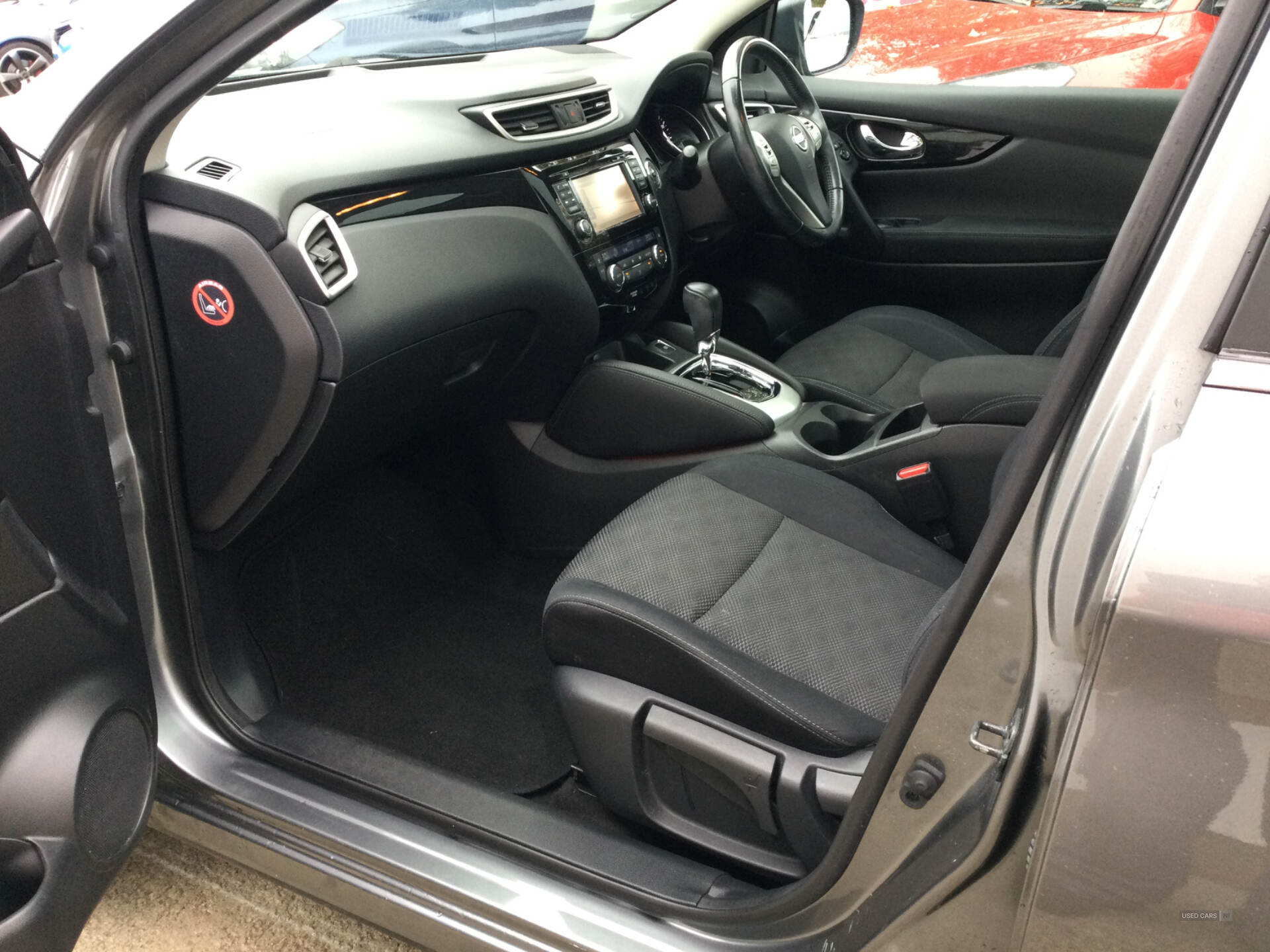 Nissan Qashqai DIESEL HATCHBACK in Derry / Londonderry