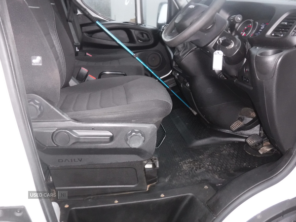 Iveco Daily 35C14 DIESEL in Down