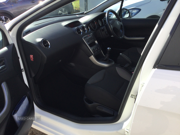 Peugeot 308 HATCHBACK in Derry / Londonderry