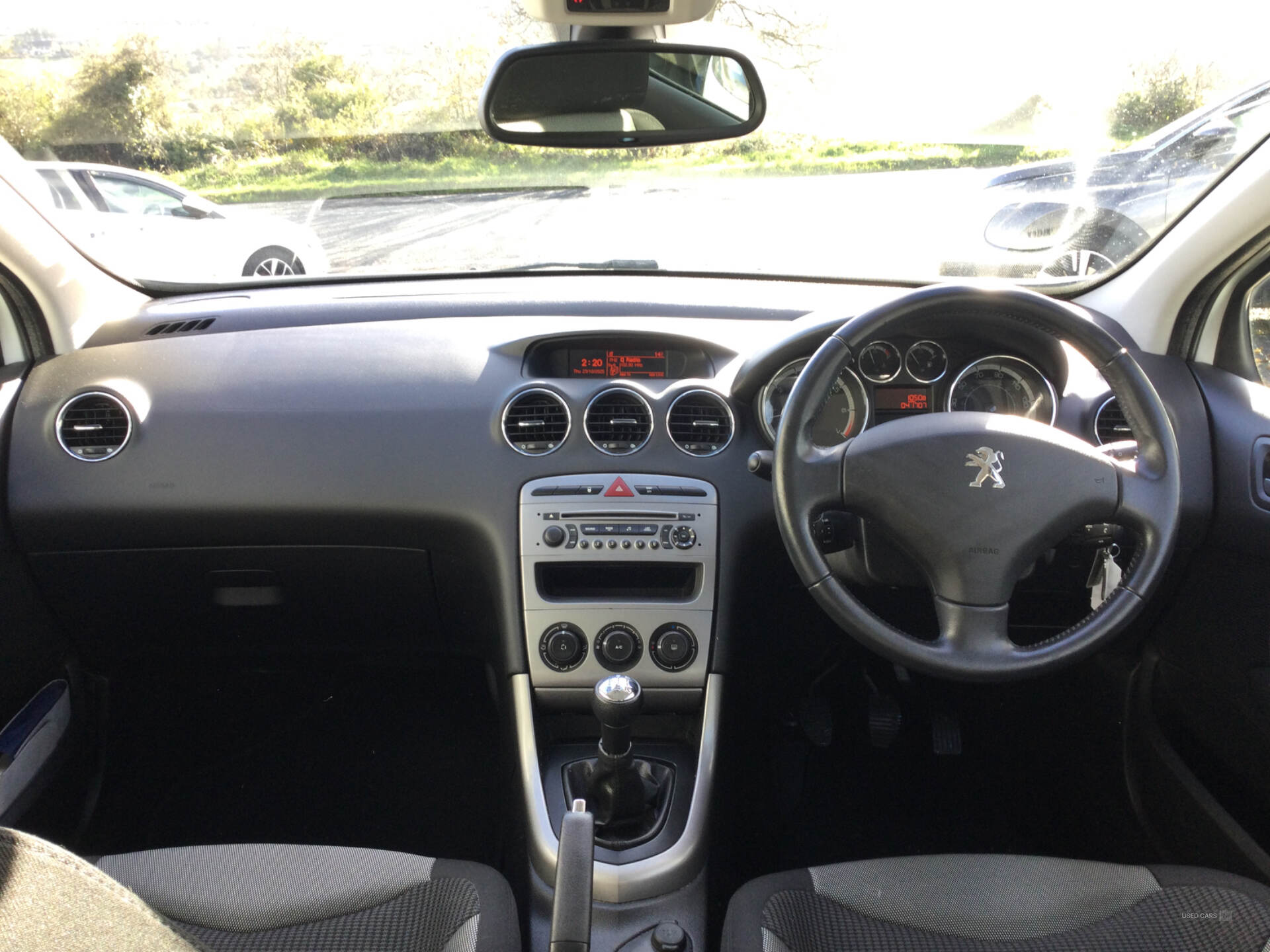 Peugeot 308 HATCHBACK in Derry / Londonderry