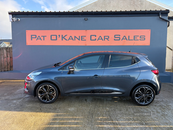 Renault Clio HATCHBACK in Derry / Londonderry