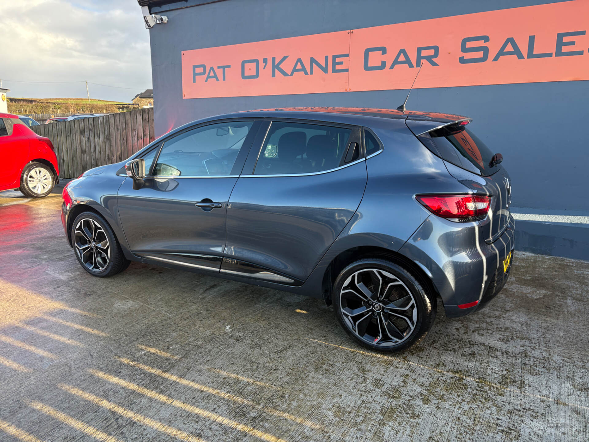 Renault Clio HATCHBACK in Derry / Londonderry