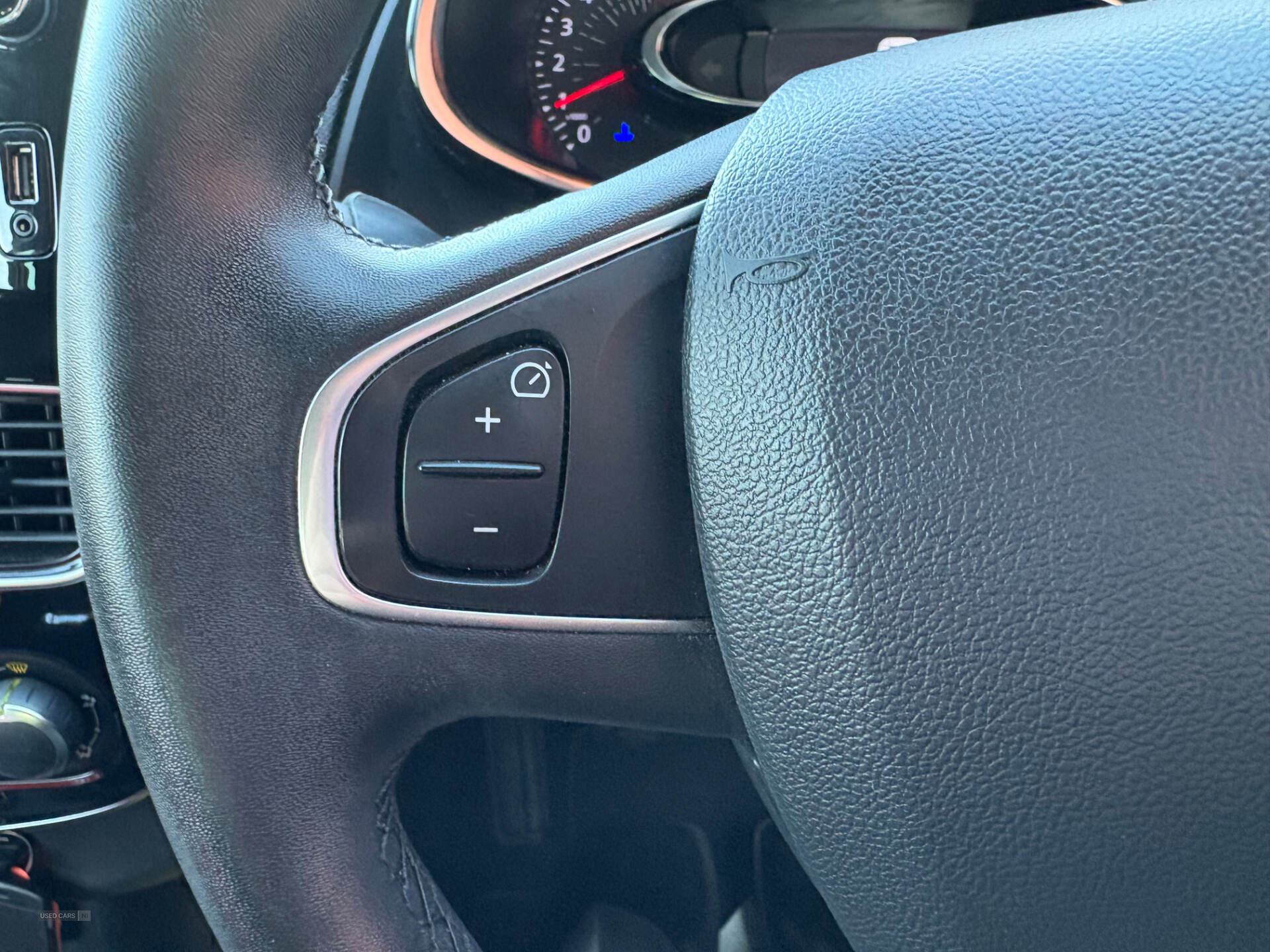 Renault Clio HATCHBACK in Derry / Londonderry