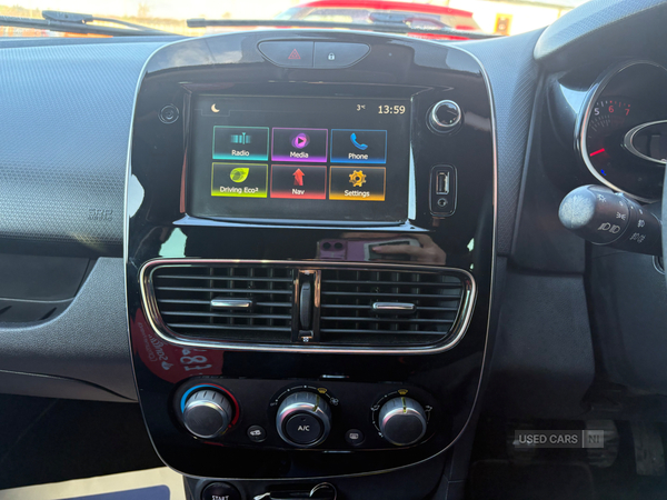 Renault Clio HATCHBACK in Derry / Londonderry