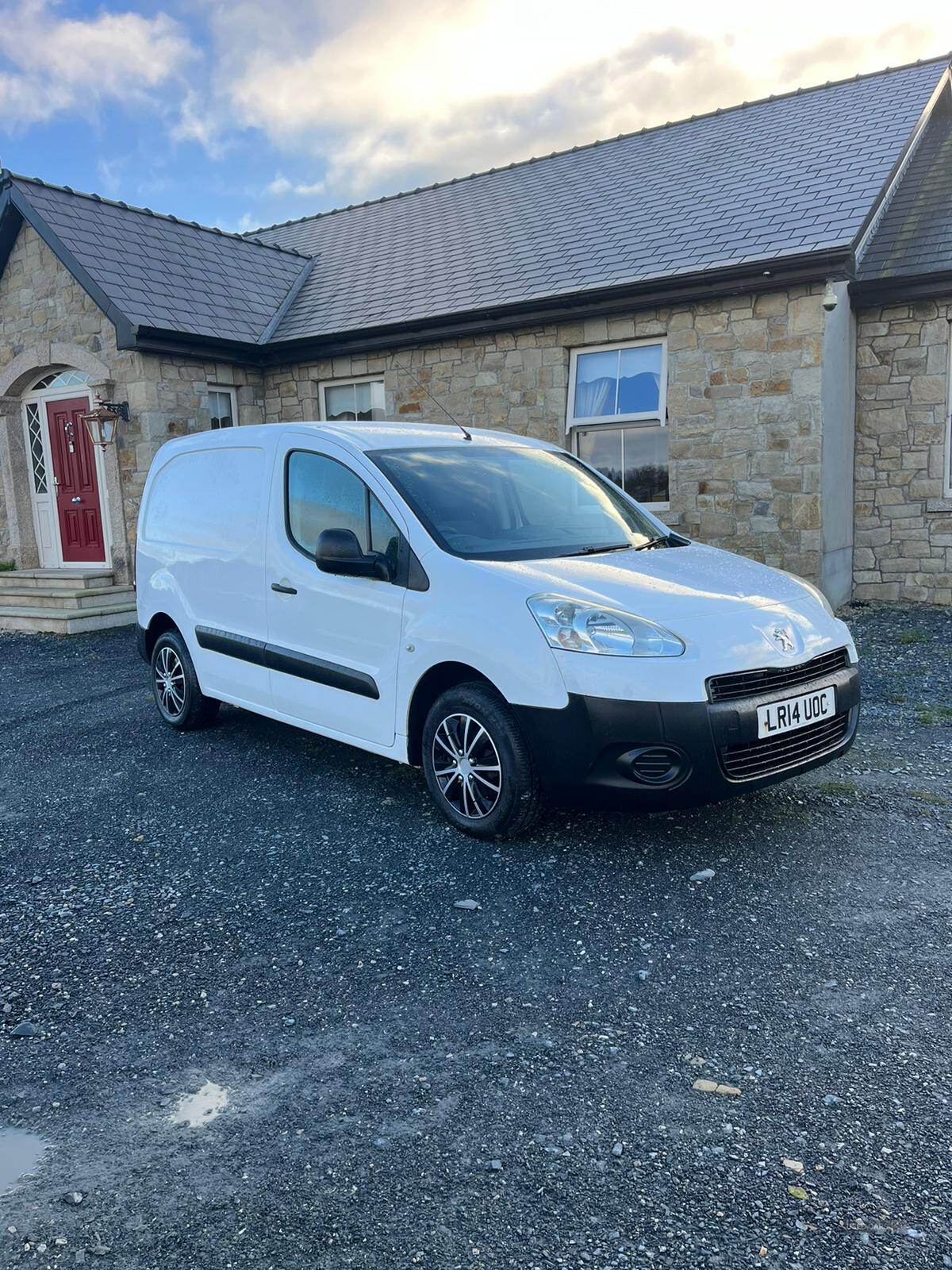 Peugeot Partner L1 DIESEL in Down