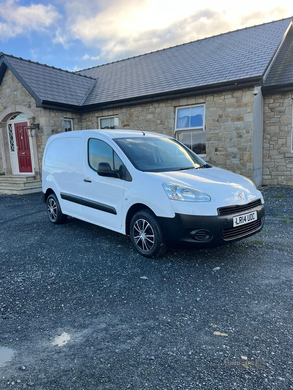 Peugeot Partner L1 DIESEL in Down