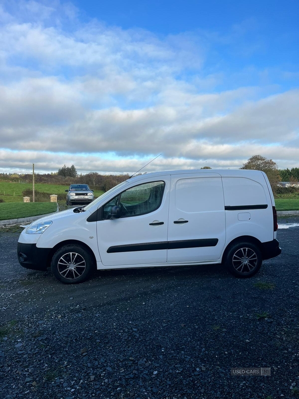 Peugeot Partner L1 DIESEL in Down