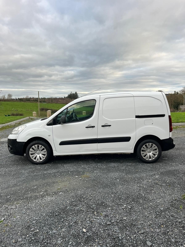 Citroen Berlingo L1 DIESEL in Down