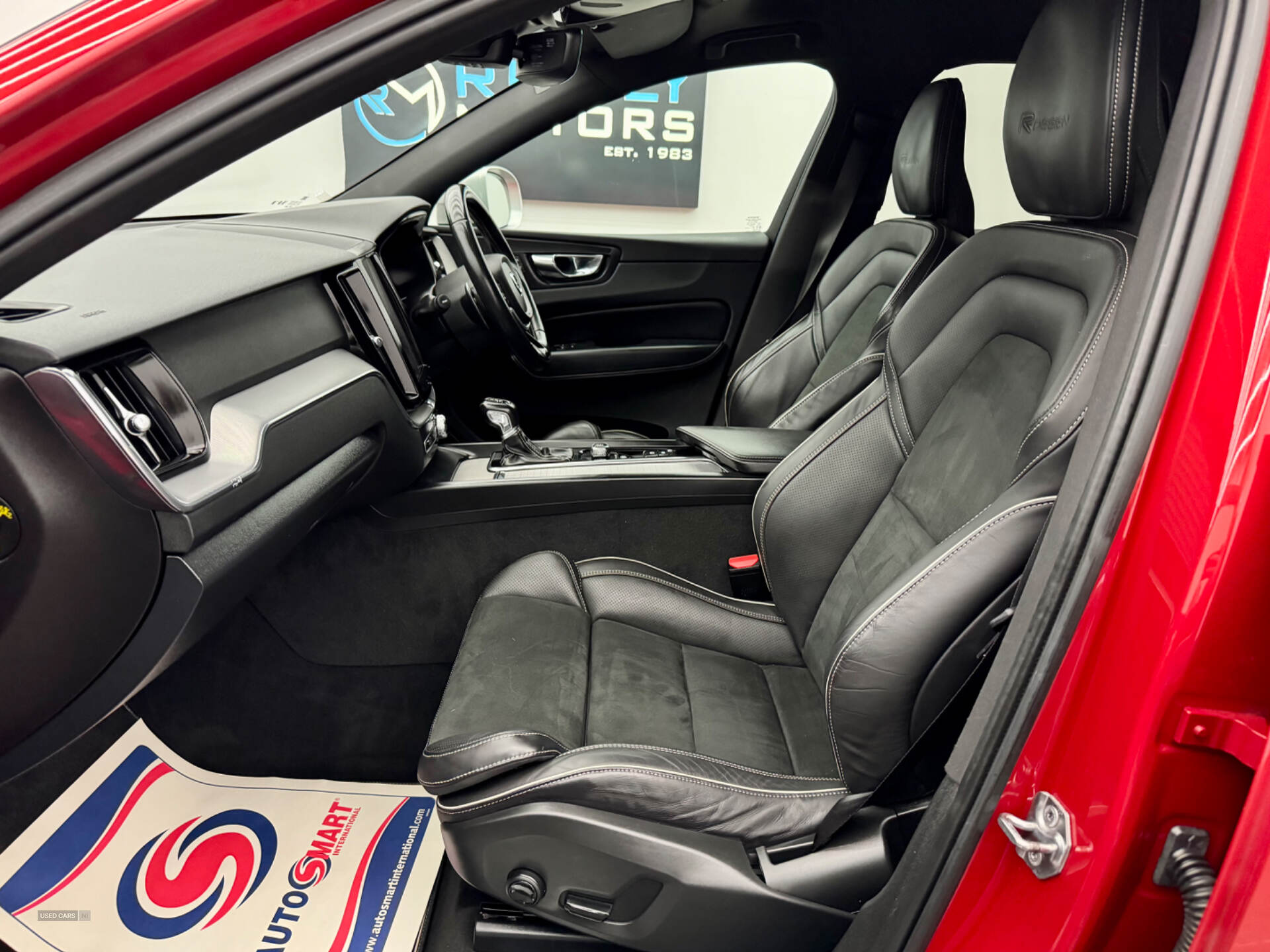 Volvo XC60 DIESEL ESTATE in Derry / Londonderry