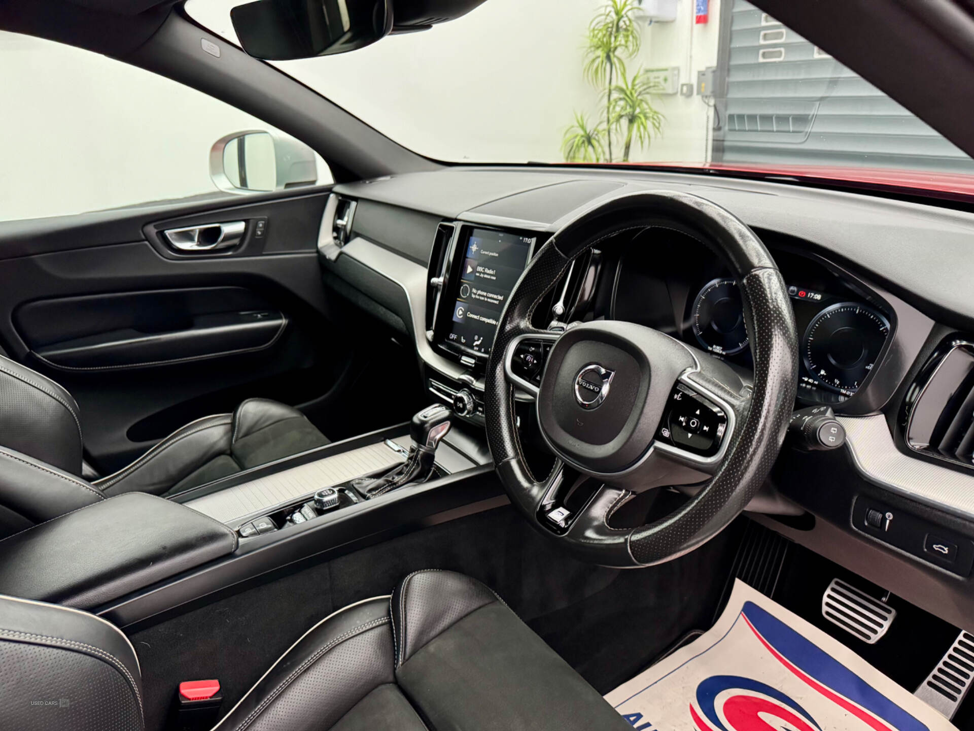 Volvo XC60 DIESEL ESTATE in Derry / Londonderry