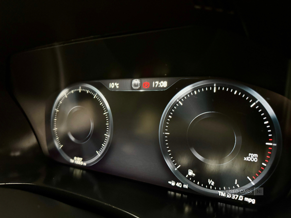 Volvo XC60 DIESEL ESTATE in Derry / Londonderry