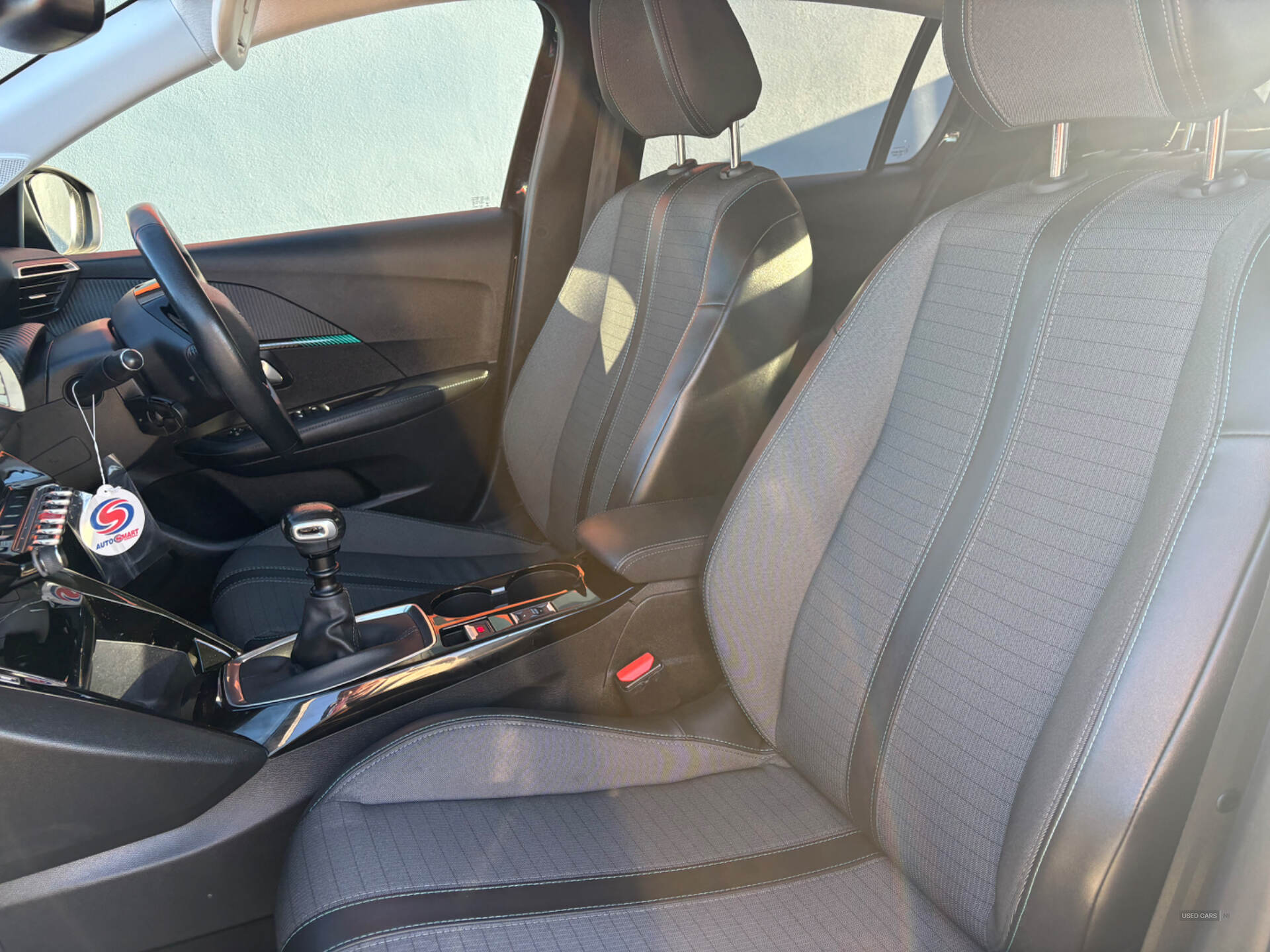 Peugeot 208 HATCHBACK in Derry / Londonderry