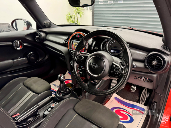 MINI Hatch in Derry / Londonderry