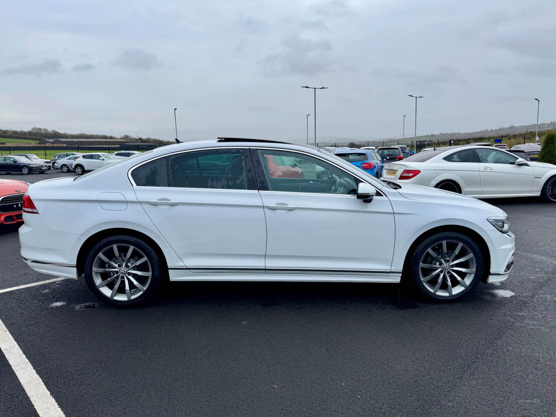 Volkswagen Passat DIESEL SALOON in Derry / Londonderry