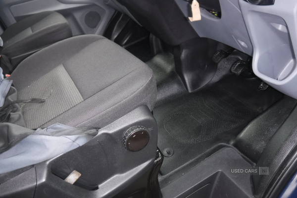 Ford Transit 460 L4 MINIBUS DIESEL RWD in Down