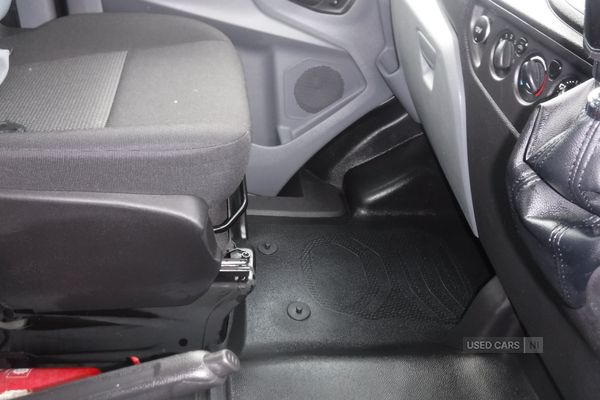 Ford Transit 460 L4 MINIBUS DIESEL RWD in Down