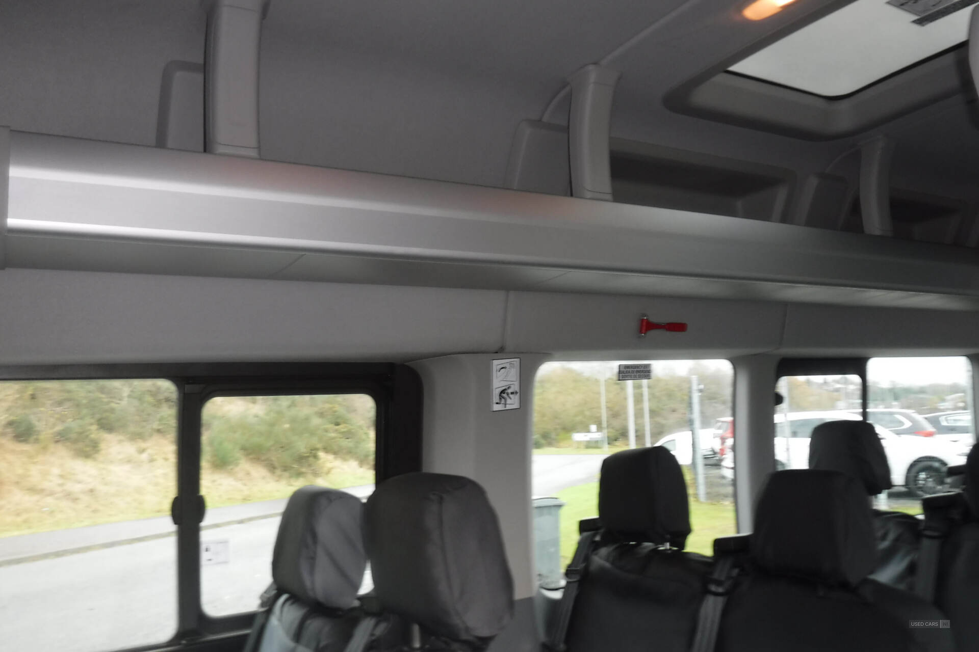 Ford Transit 460 L4 MINIBUS DIESEL RWD in Down