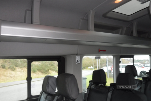 Ford Transit 460 L4 MINIBUS DIESEL RWD in Down