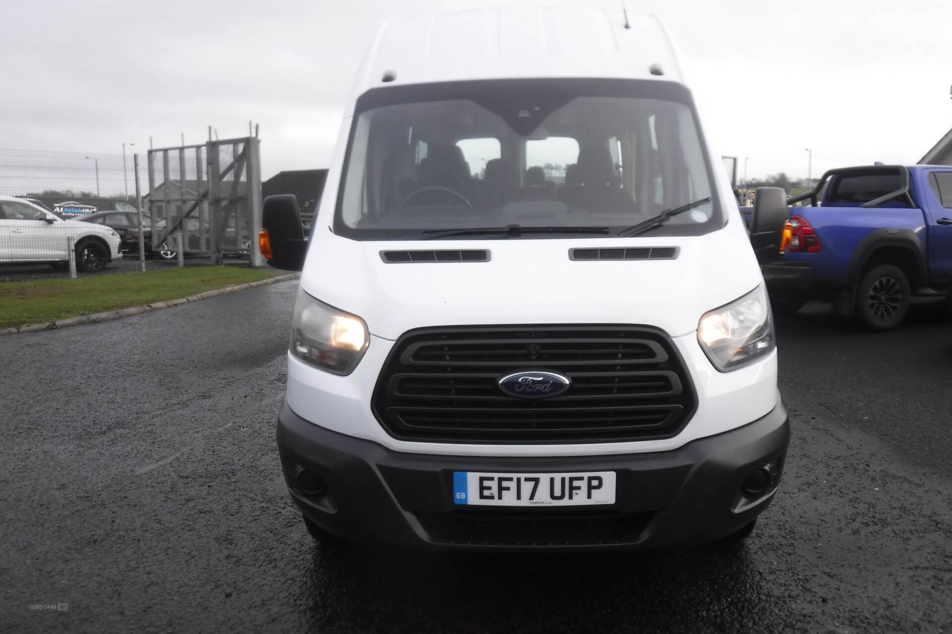 Ford Transit 460 L4 MINIBUS DIESEL RWD in Down