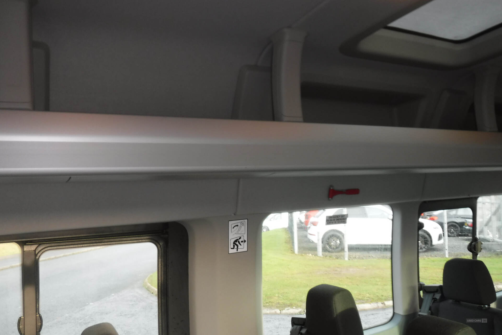 Ford Transit 460 L4 MINIBUS DIESEL RWD in Down