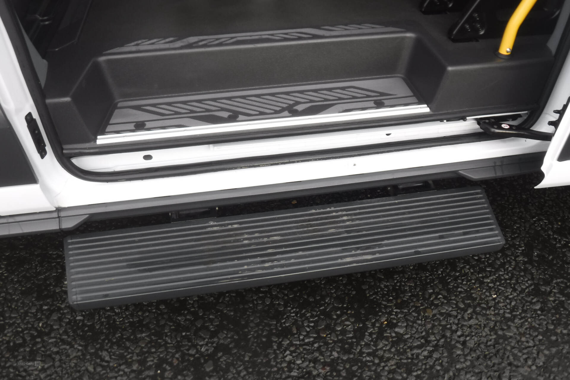 Ford Transit 460 L4 MINIBUS DIESEL RWD in Down