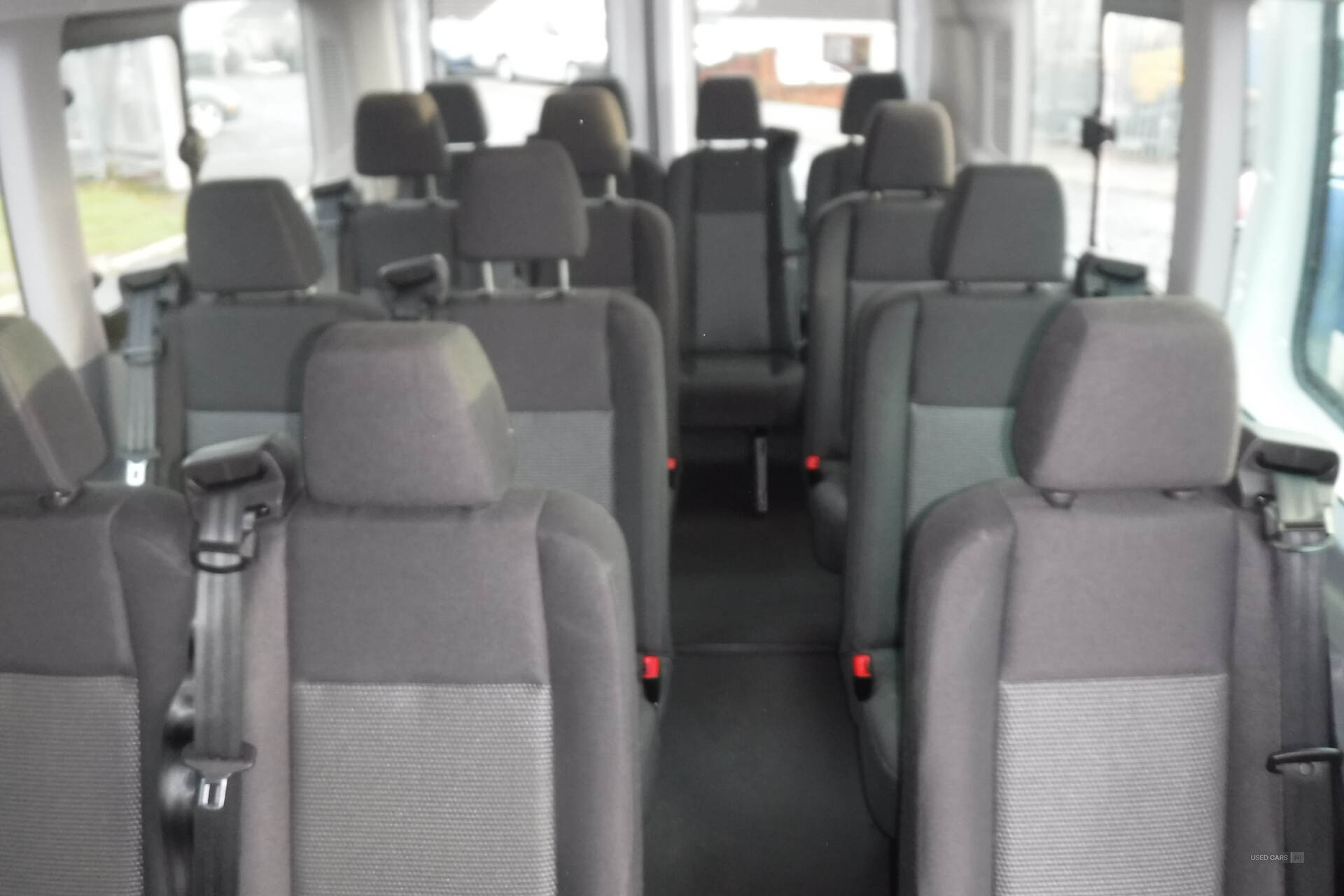 Ford Transit 460 L4 MINIBUS DIESEL RWD in Down