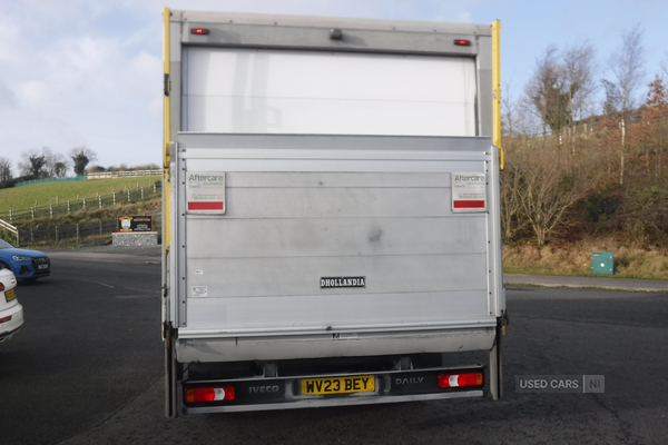 Iveco Daily 72-180 17ft GRP box with Dhollandia tail lift. in Down