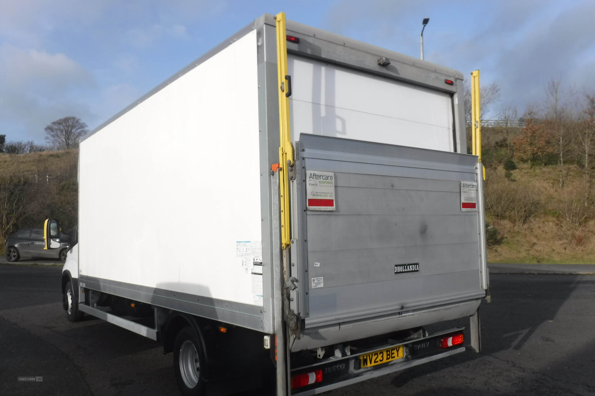 Iveco Daily 72-180 17ft GRP box with Dhollandia tail lift. in Down