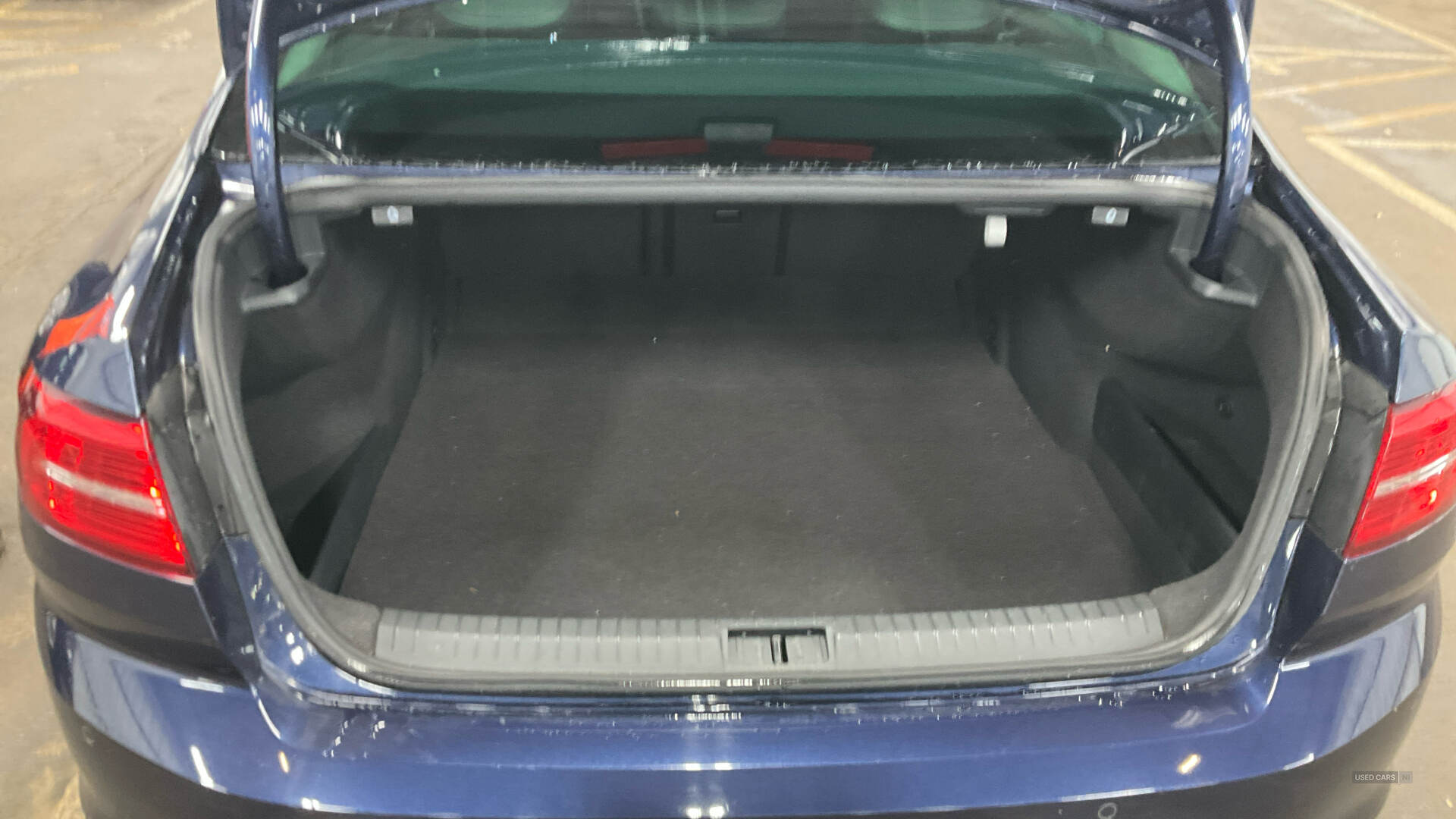 Volkswagen Passat DIESEL SALOON in Derry / Londonderry