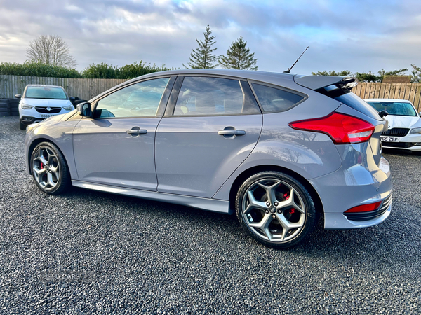 Ford Focus DIESEL HATCHBACK in Antrim