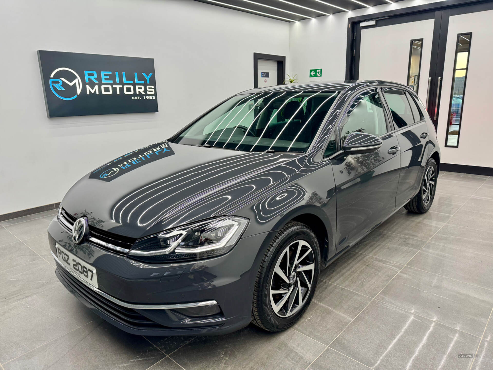 Volkswagen Golf HATCHBACK in Derry / Londonderry