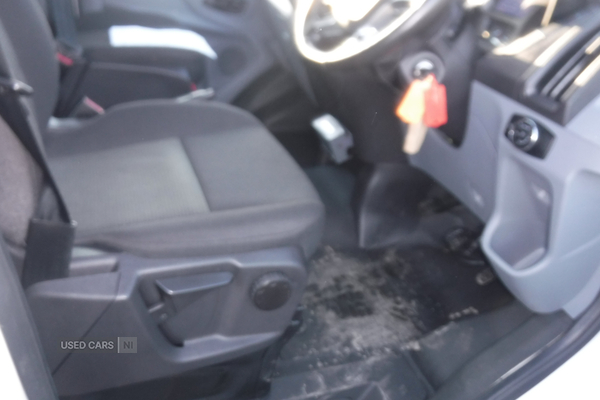 Ford Transit 17 seat minibus with tacho, electric step. in Down