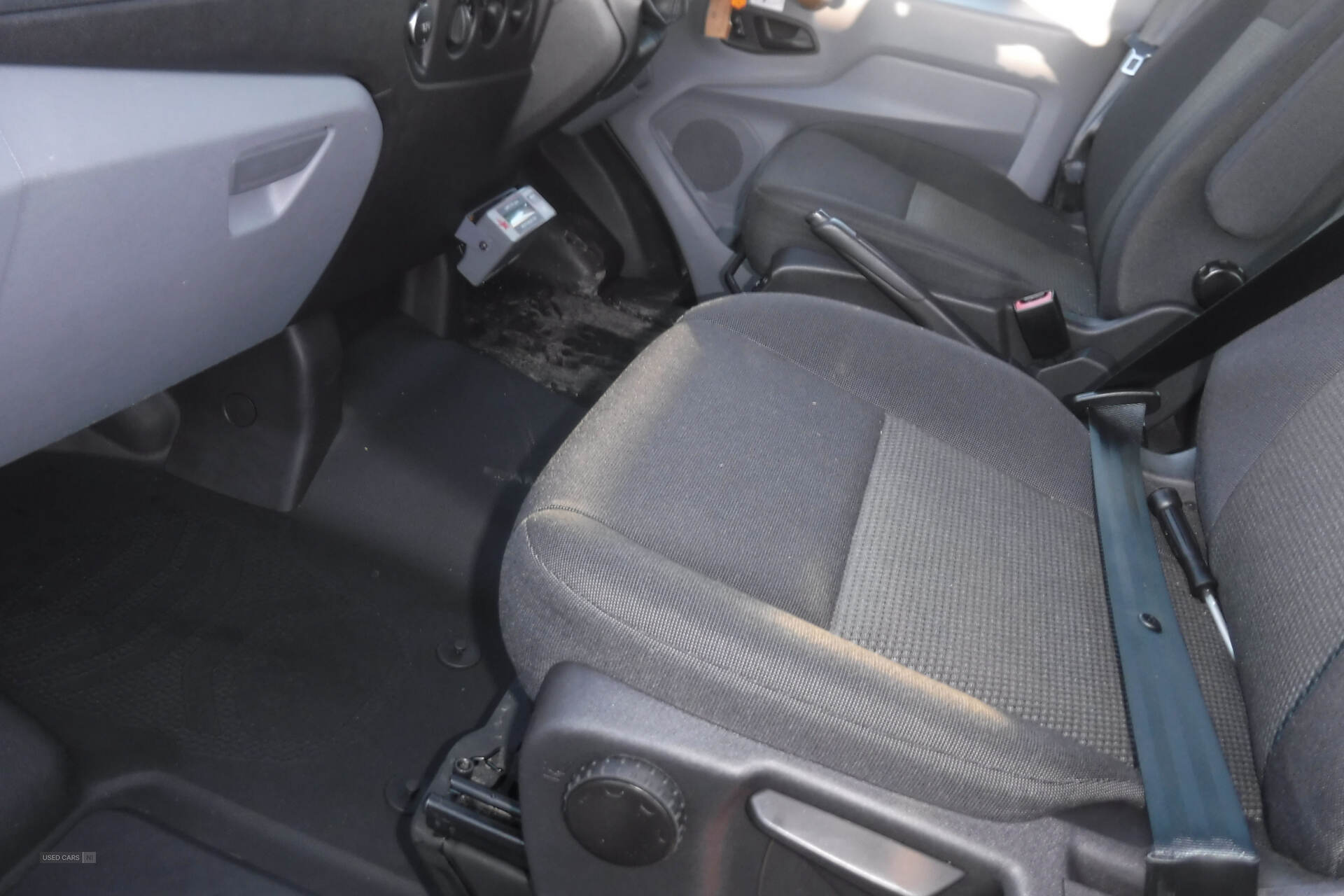 Ford Transit 17 seat minibus with tacho, electric step. in Down