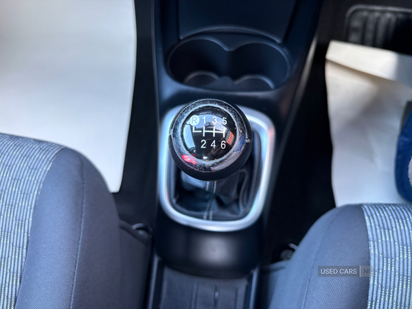 Toyota Yaris HATCHBACK in Derry / Londonderry