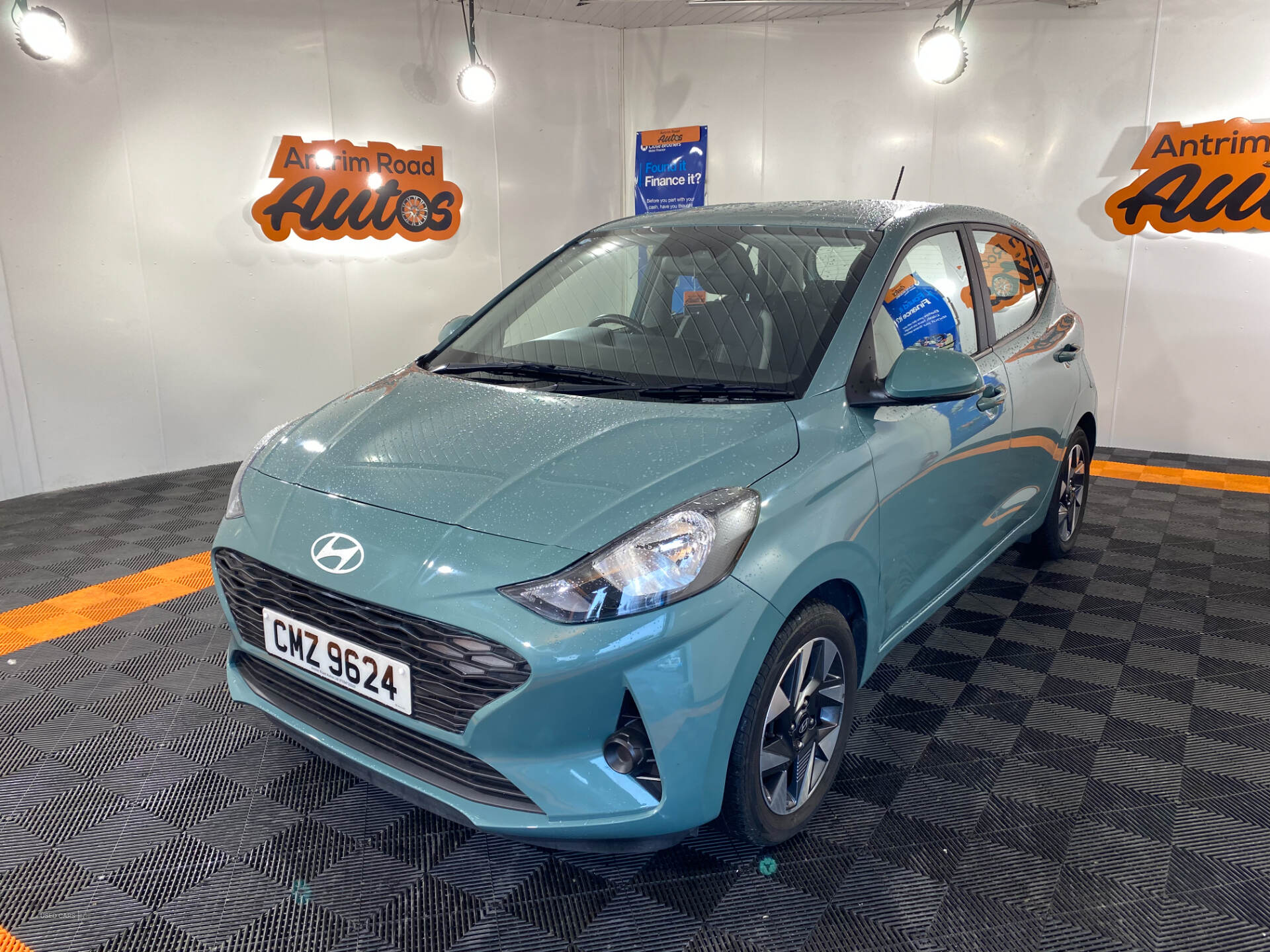Hyundai i10 HATCHBACK in Antrim