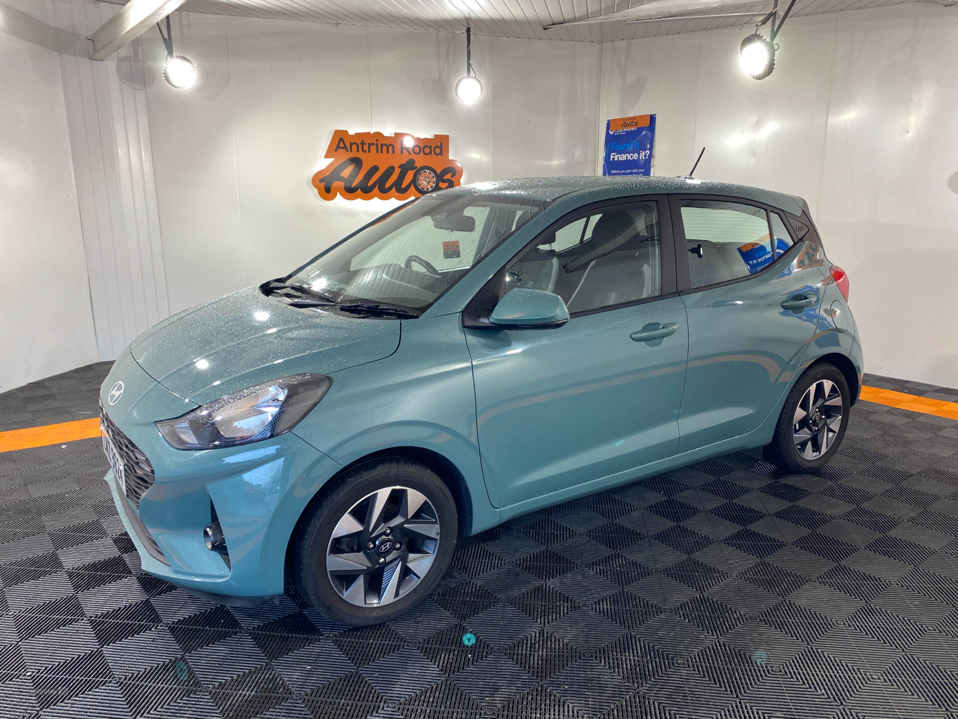 Hyundai i10 HATCHBACK in Antrim