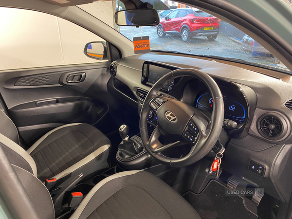 Hyundai i10 HATCHBACK in Antrim