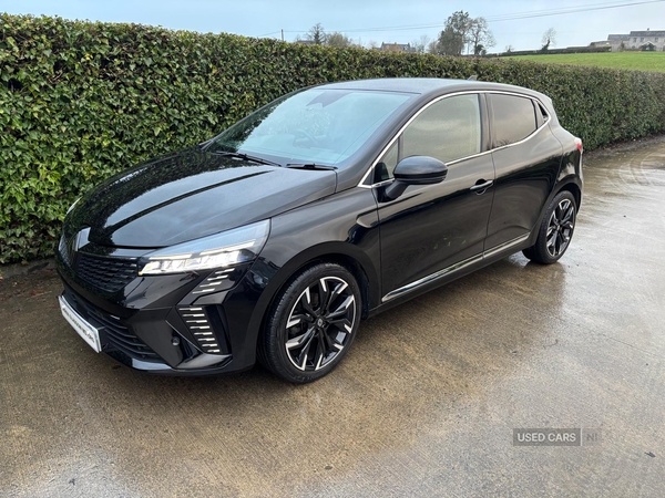 Renault Clio HATCHBACK in Tyrone