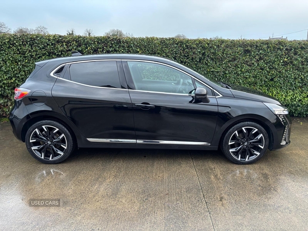 Renault Clio HATCHBACK in Tyrone