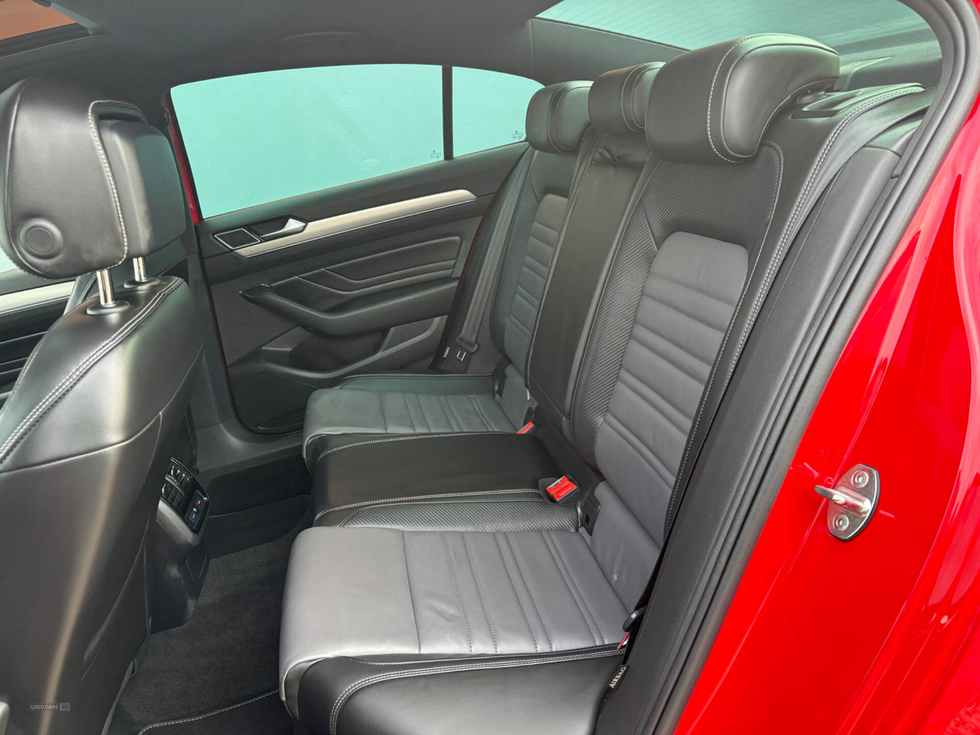 Volkswagen Passat DIESEL SALOON in Derry / Londonderry