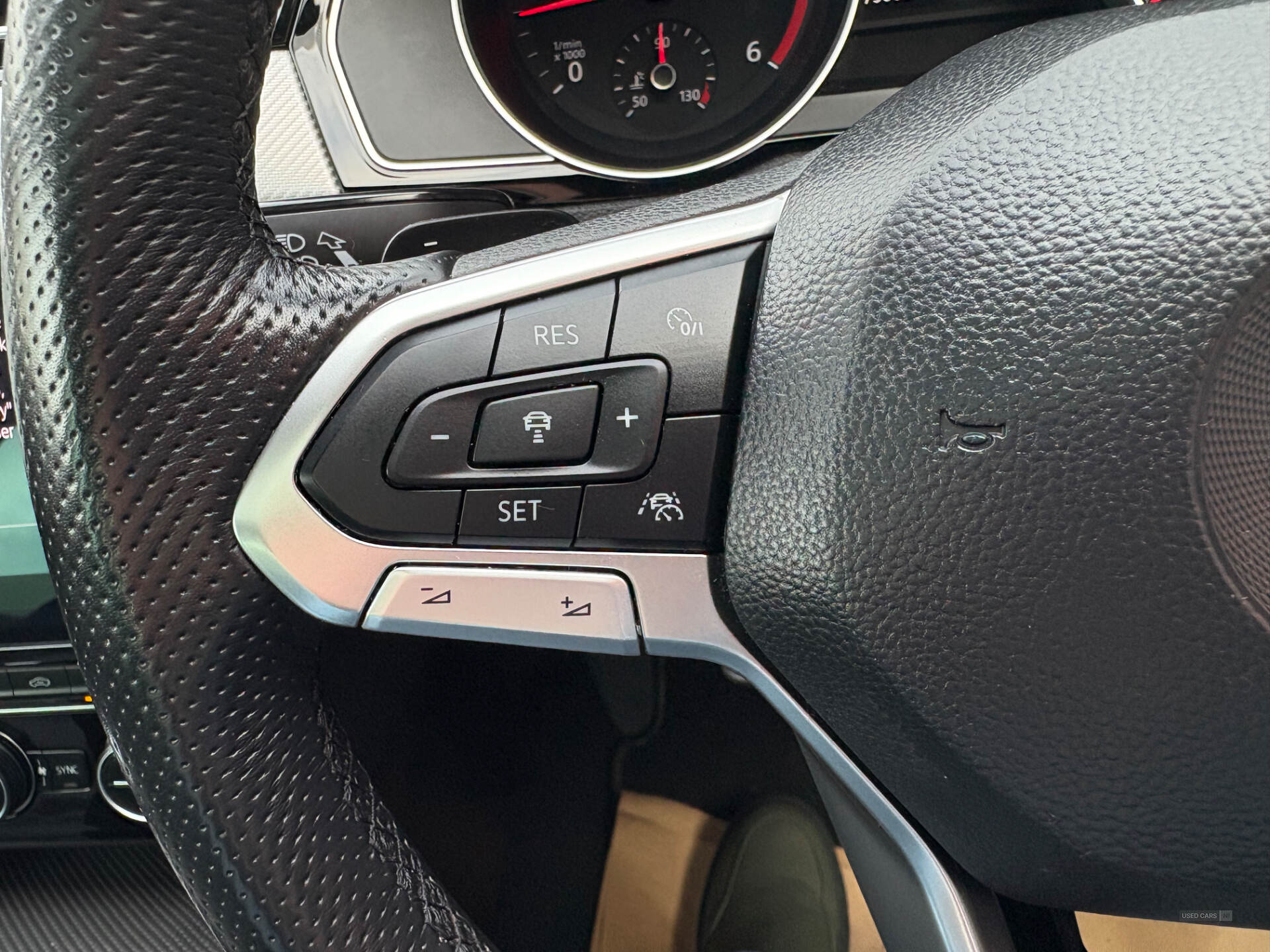 Volkswagen Passat DIESEL SALOON in Derry / Londonderry