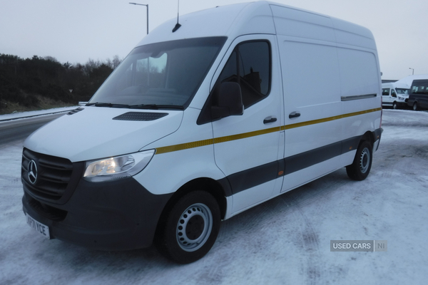 Mercedes Sprinter 314CDI L2 DIESEL FWD in Down