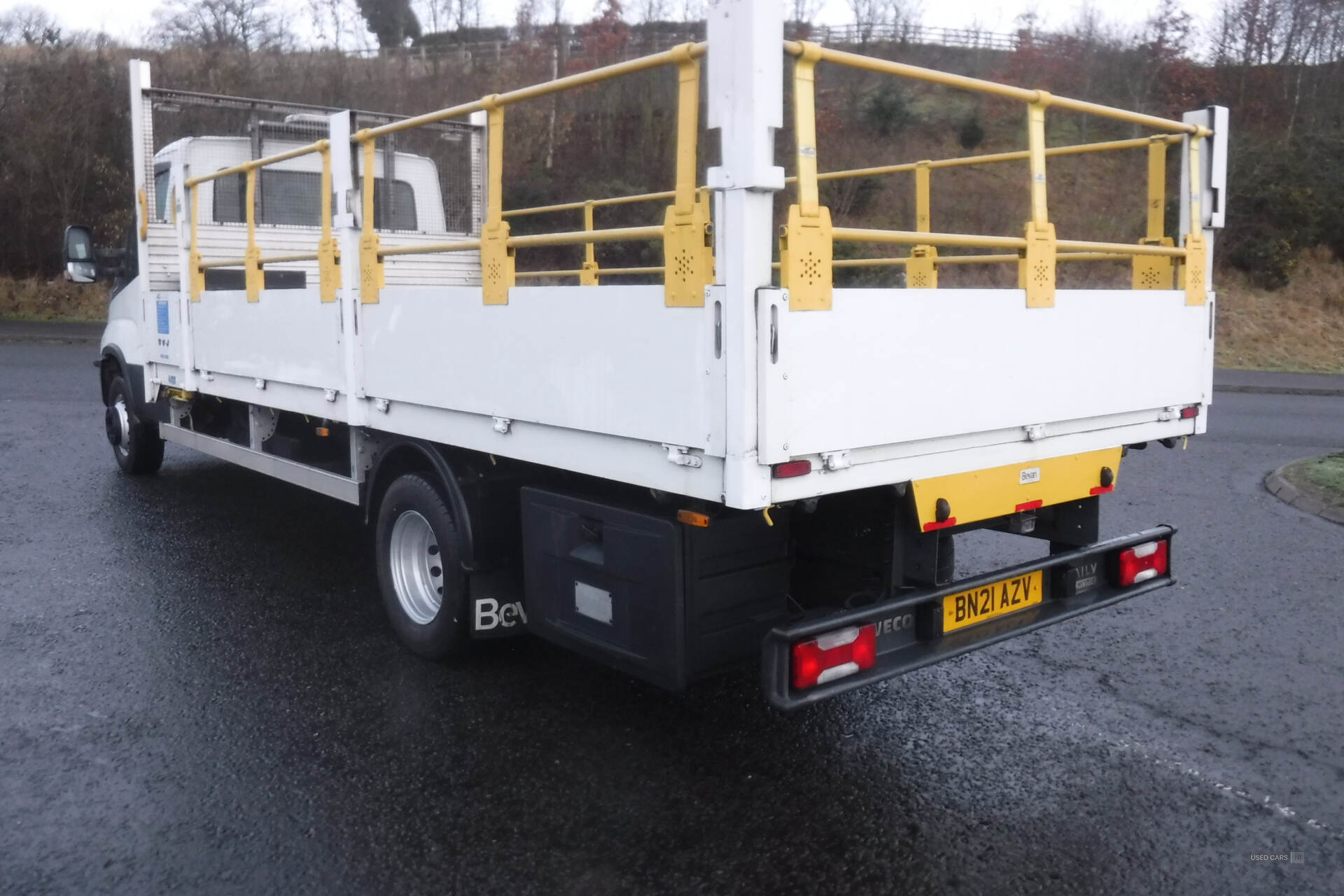 Iveco Daily 72-180 17ft 2" aluminium dropside 7200kg in Down