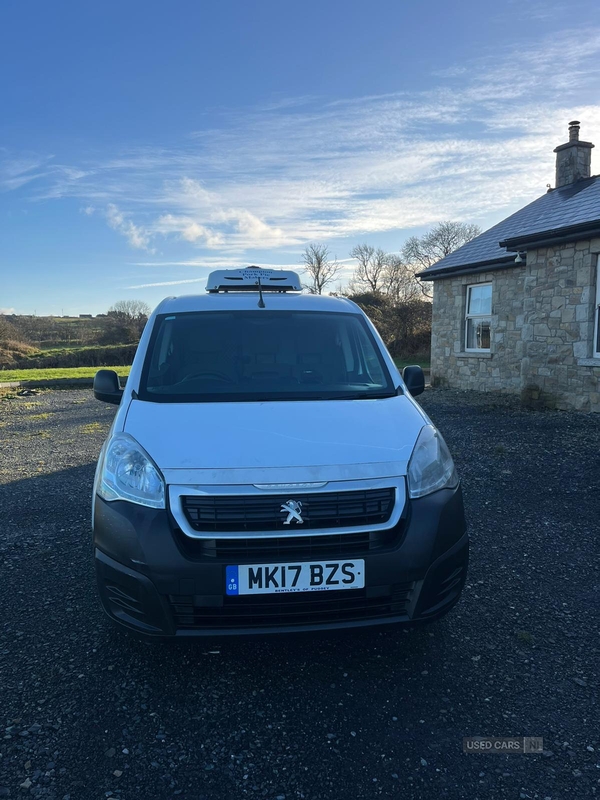 Peugeot Partner L1 DIESEL in Down