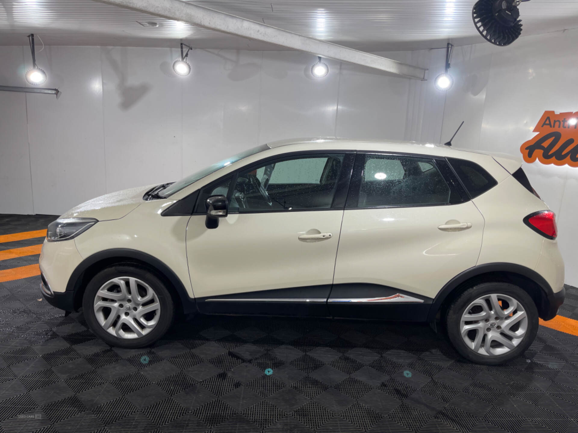 Renault Captur DIESEL HATCHBACK in Antrim