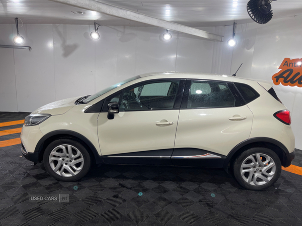 Renault Captur DIESEL HATCHBACK in Antrim
