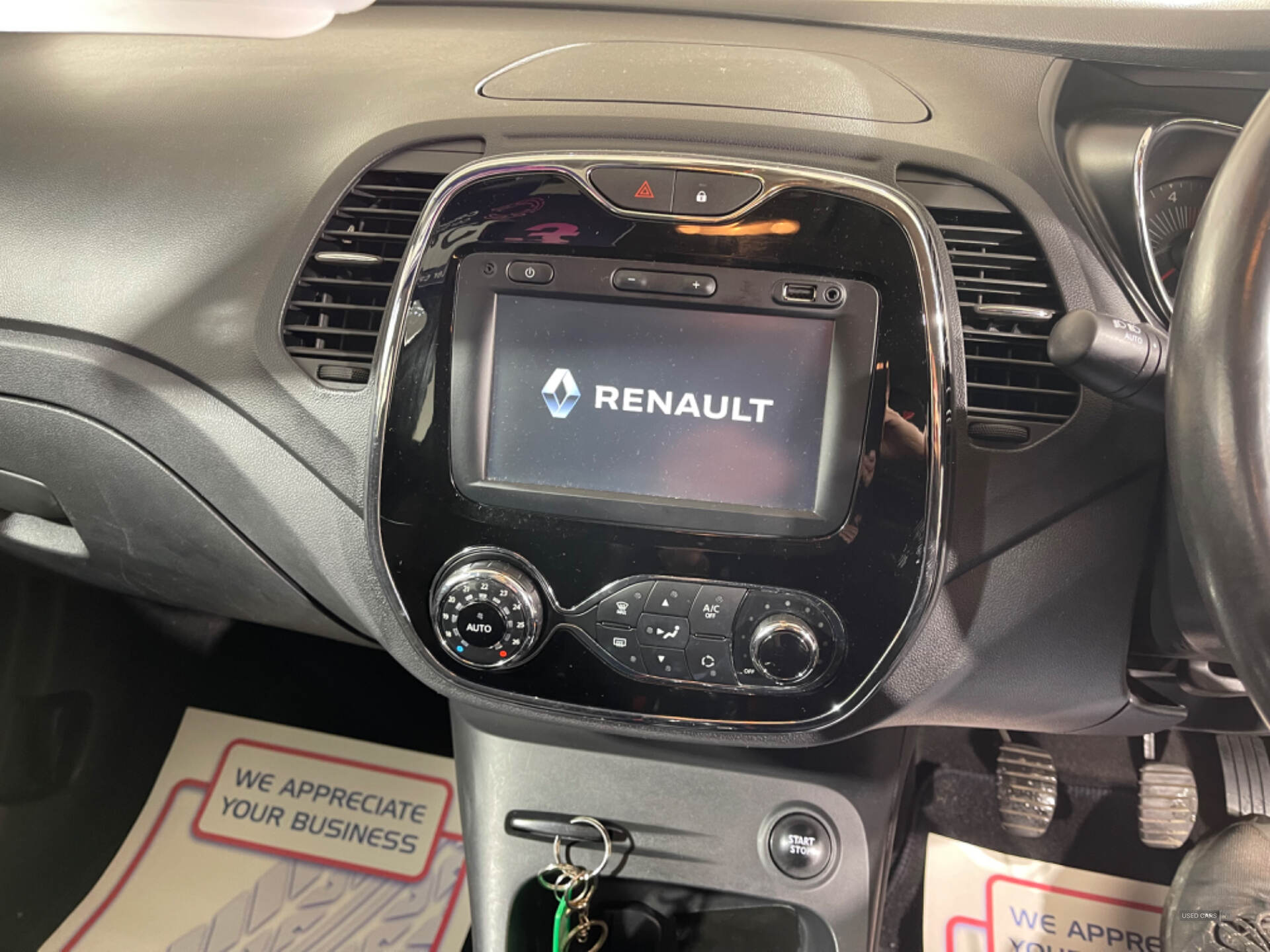 Renault Captur DIESEL HATCHBACK in Antrim